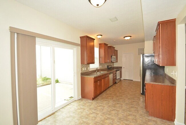 Building Photo - 13172 S Elster Way