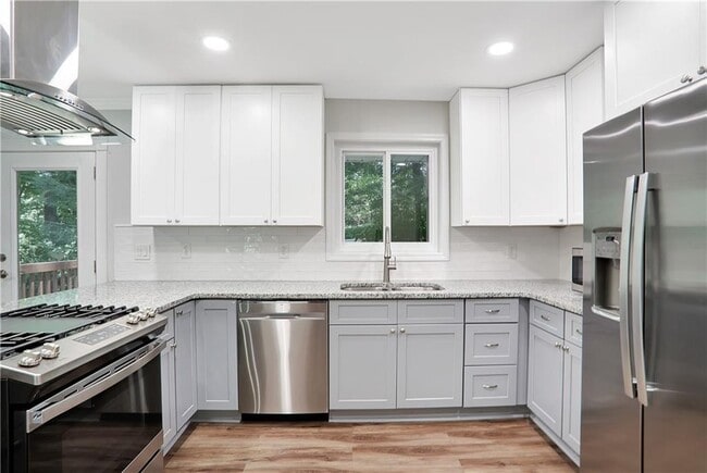 Building Photo - 46 Coopers Glen Dr SW