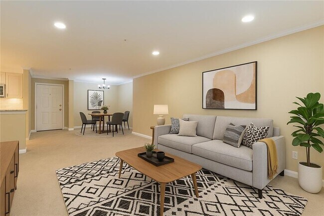 Building Photo - 28106 Plantation Dr NE