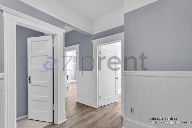 Building Photo - 718 Mason St