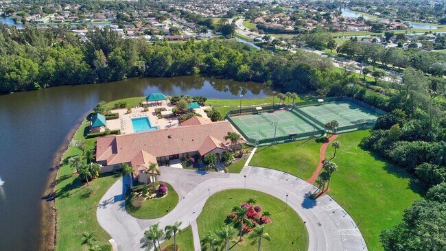Building Photo - 8320 Waterline Dr