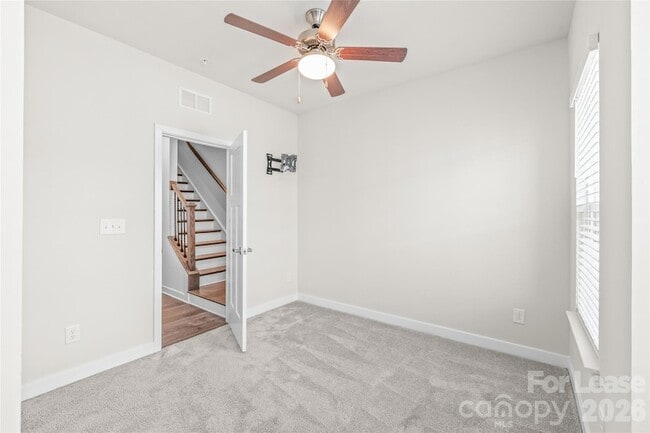 Building Photo - 135 Music Hall Wy
