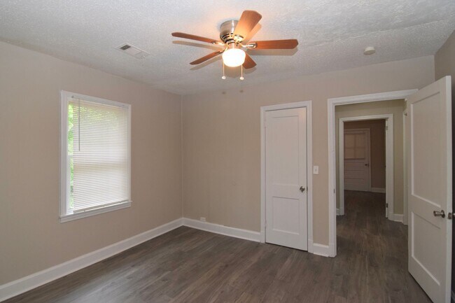 Building Photo - 2386 Wheeless Rd