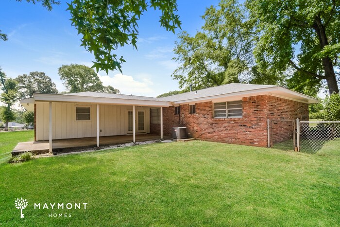 Building Photo - 101 Montview Ct