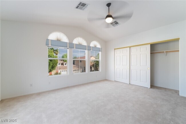 Building Photo - 299 Queen Creek Cir