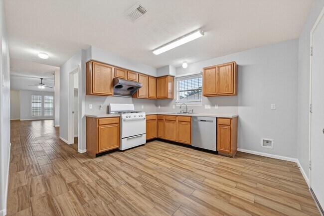 Building Photo - 13723 Audra Ln