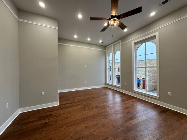 Building Photo - Top of the Line Apartments in Batesville