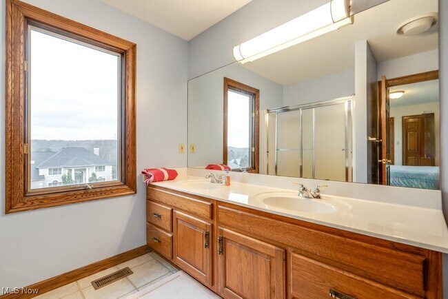 Building Photo - 4700 Barnsleigh Dr