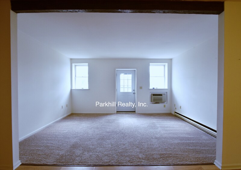 Building Photo - 410 W Pennsylvania Ave