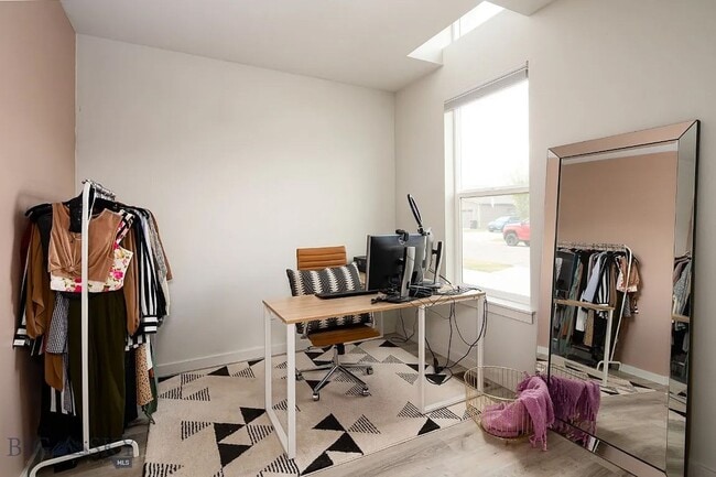 Building Photo - Charming Three Bedroom Home with Large Fenced Yard