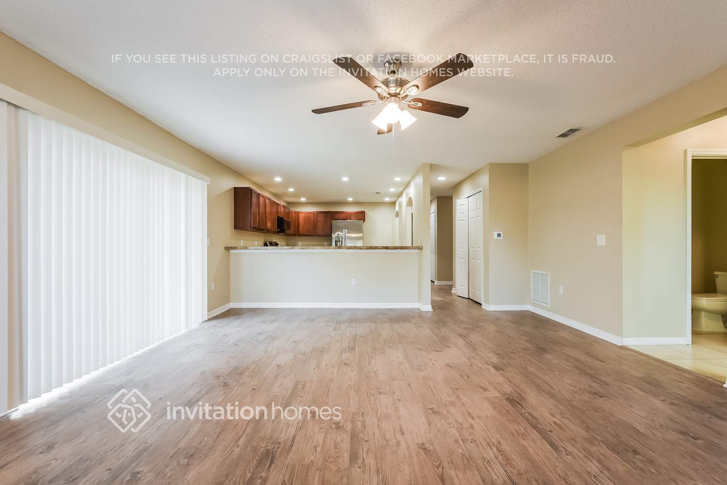 Building Photo - 2621 Fair Oaks Dr