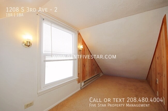Building Photo - 1208 S 3rd Ave