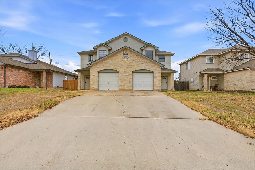 Building Photo - Room in Duplex on Gwendolyn Ln