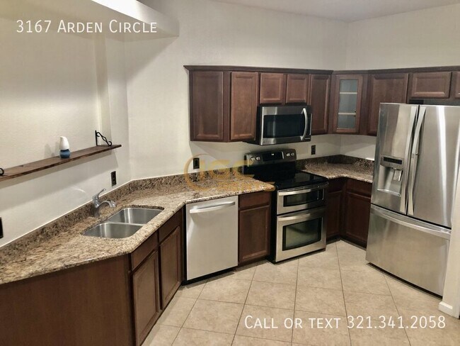 Building Photo - 3167 Arden Cir