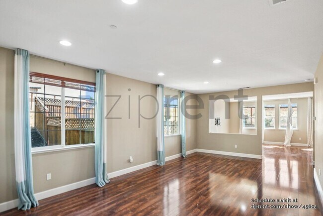 Building Photo - 3356 Cydonia Court