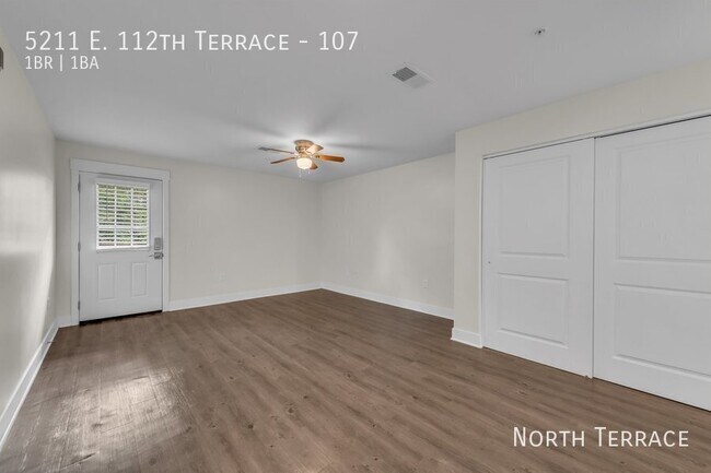 Building Photo - 5211 E 112 Terrace