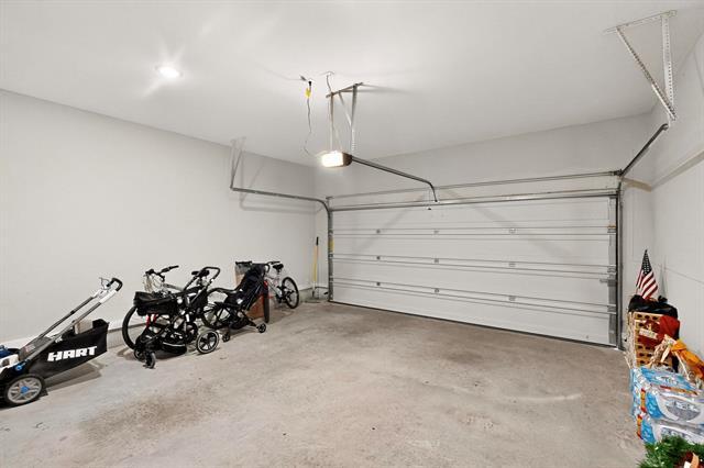 Building Photo - 103 Golden Harvest Dr