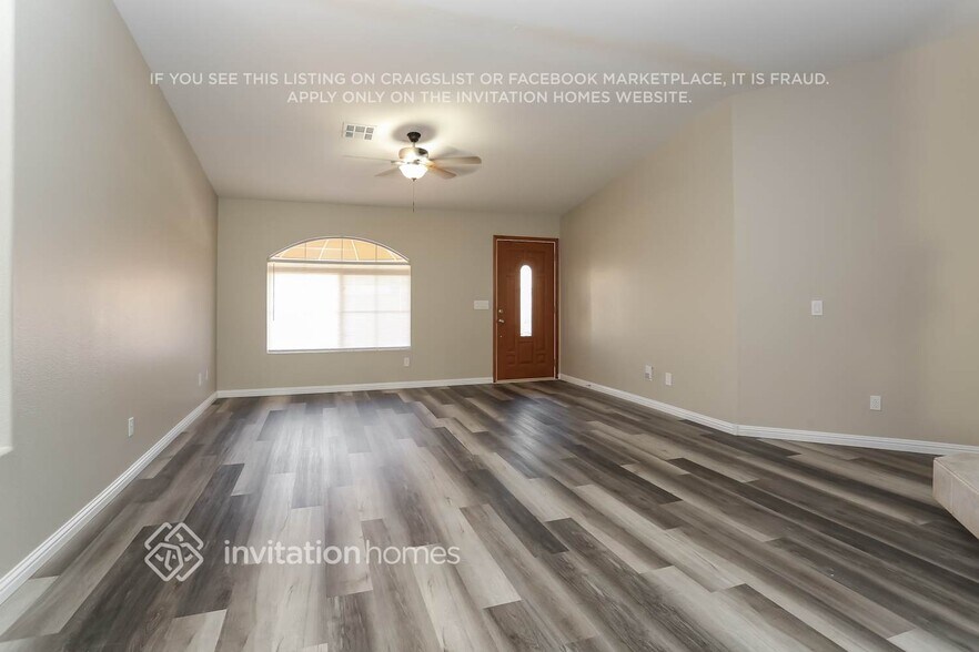 Building Photo - 8613 Copper Mountain Ave