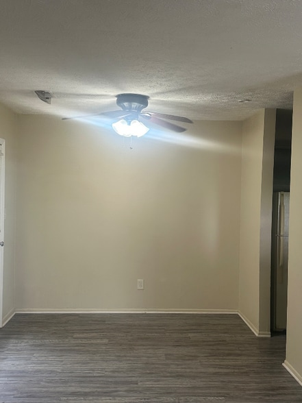 Building Photo - 2523 Broadleaf Ct