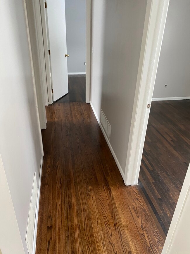 Building Photo - 386 1st Ave SE