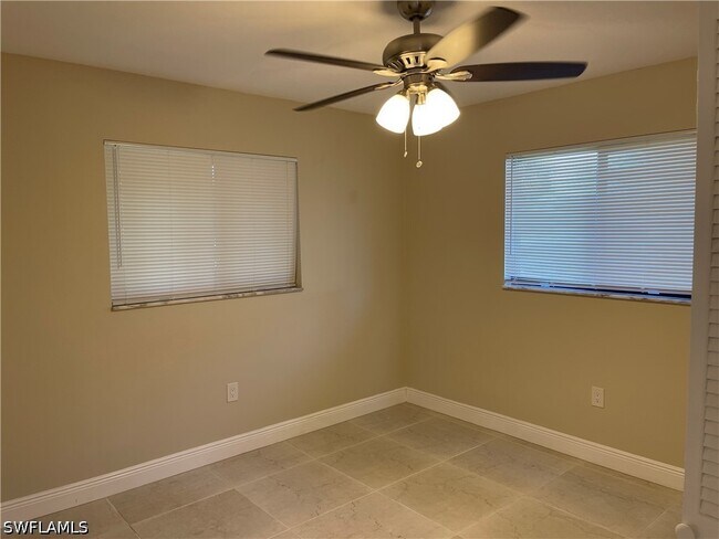 Building Photo - 255 Pine Valley Cir