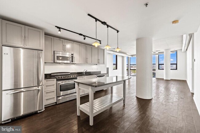 Building Photo - 2125 14th St NW