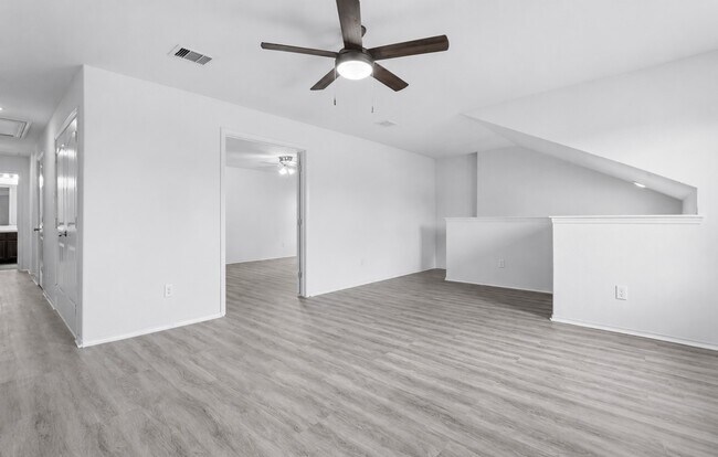 Building Photo - 166 Meadow Grove Dr