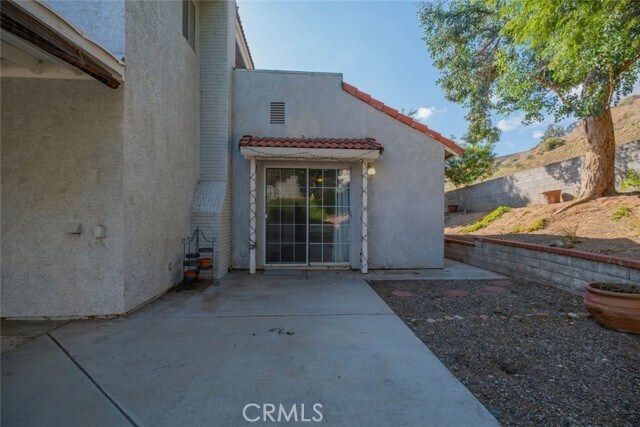 Building Photo - 28043 Woodstock Ave