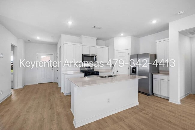 Building Photo - Bright, Open & Beautifully Designed 3-Bedroom Home