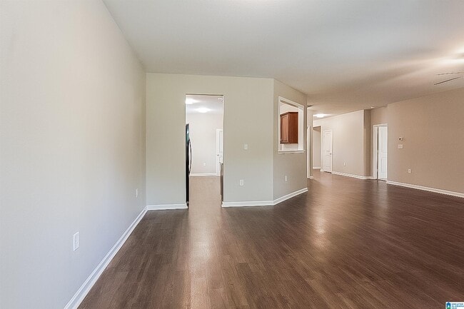 Building Photo - 1076 Pilgrim Ln