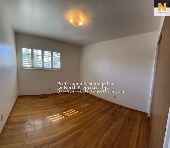 Building Photo - 27 San Felipe Ct