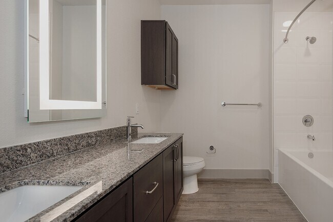 Building Photo - 8900 Six Pines Dr
