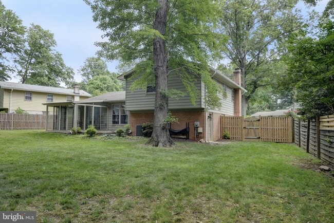 Building Photo - 8521 Tysons Ct