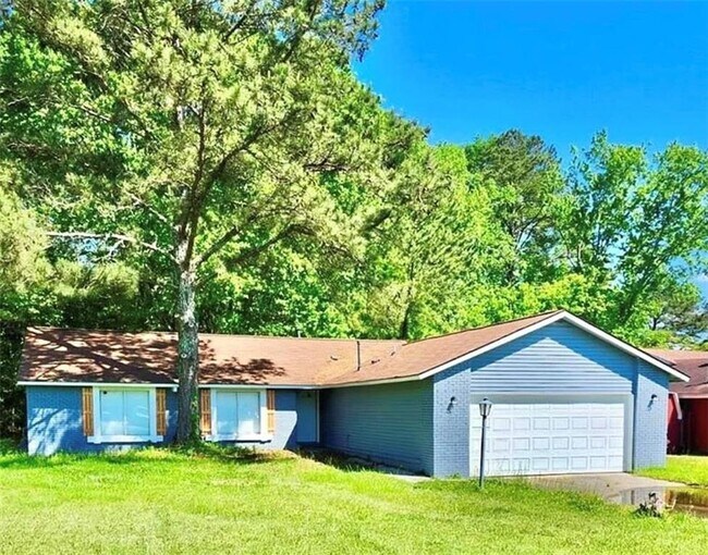 Primary Photo - 3150 Cadiz Cir