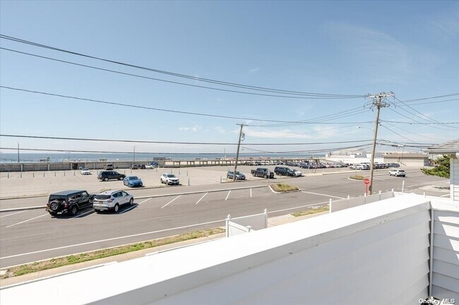 Building Photo - 2000 Ocean Blvd