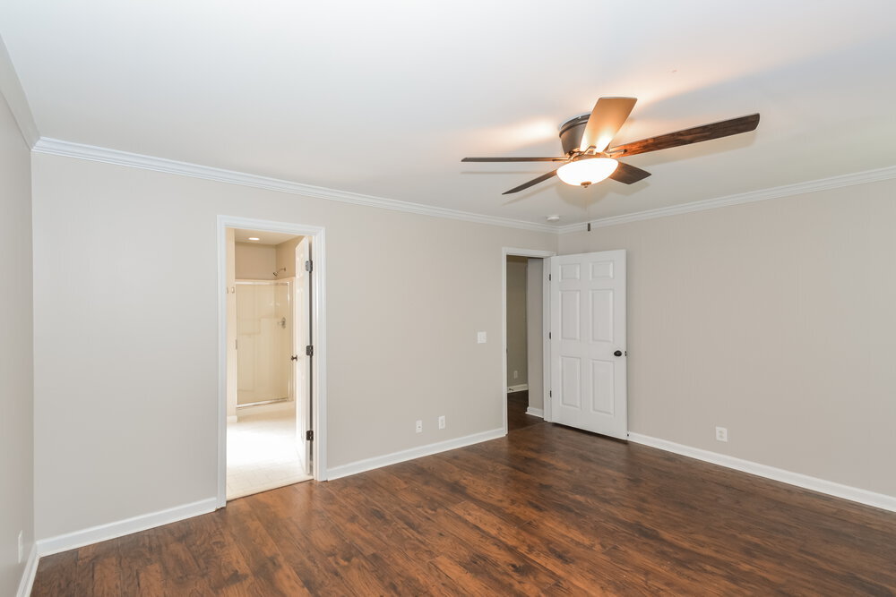 Building Photo - 6553 Broken Bow Dr