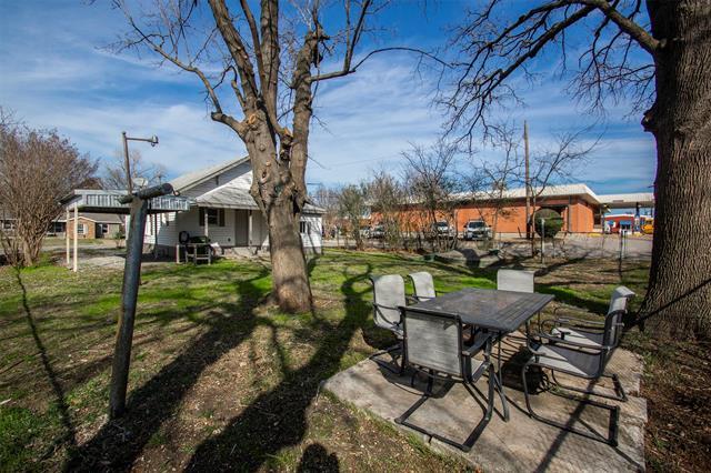 Building Photo - 108 W Haning St