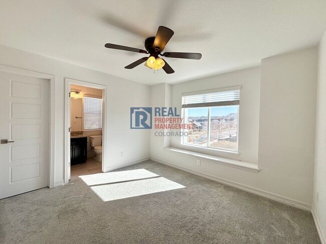 Building Photo - 4255 Cyan Cir