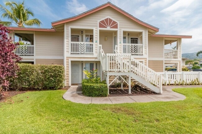 Primary Photo - 2 bedroom 2 bath furnished upstairs condo ...