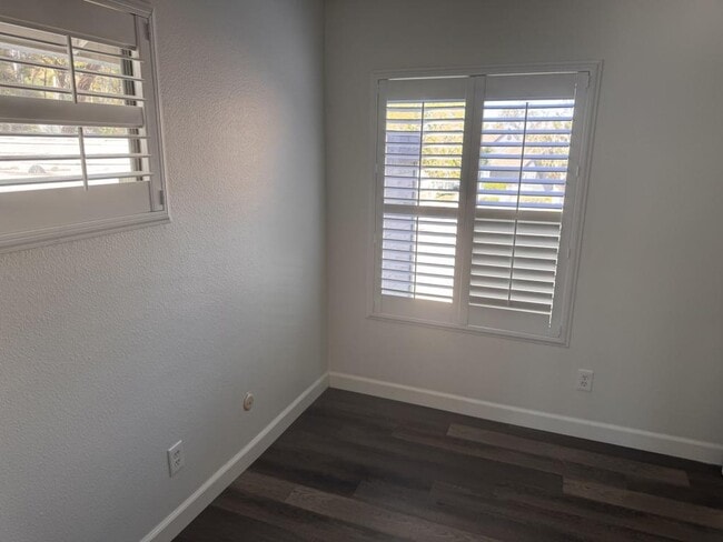 Building Photo - 4629 Villas Ct