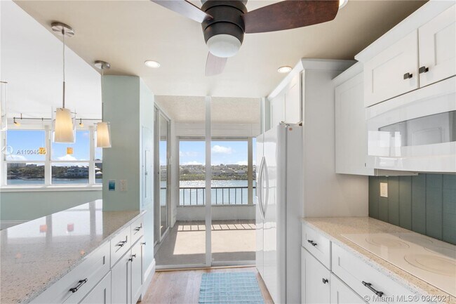 Building Photo - 1542 Jupiter Cove Dr