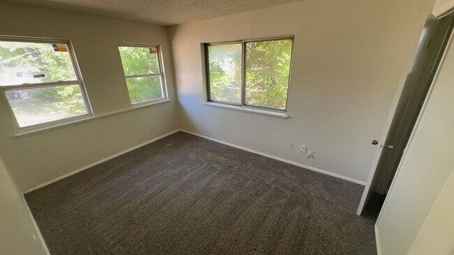 Building Photo - 332 NW 83rd St
