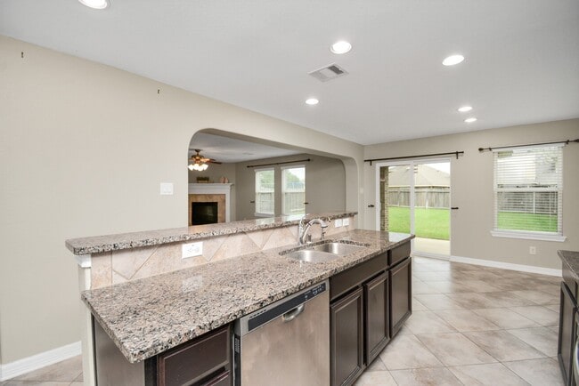 Building Photo - 9970 Morgan Creek Ln