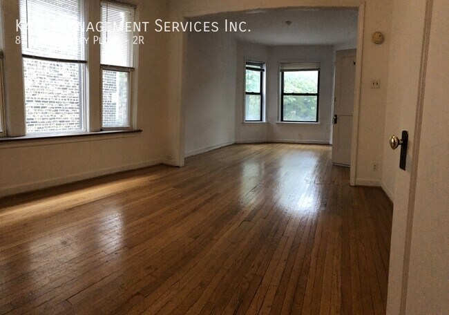 Building Photo - 836 W Bradley Pl