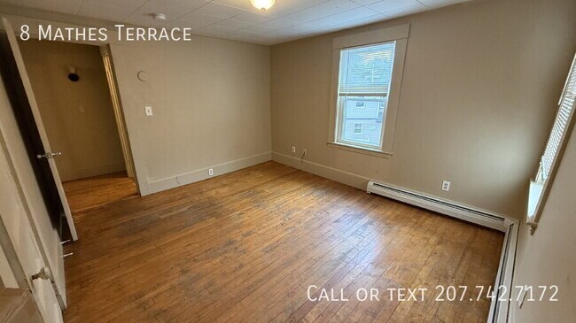 Building Photo - 8 Mathes Terrace