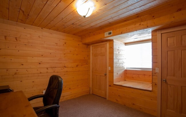 Building Photo - 1421 W 2100 S