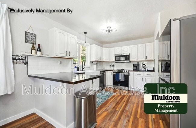 Building Photo - 143 Stonehenge Dr