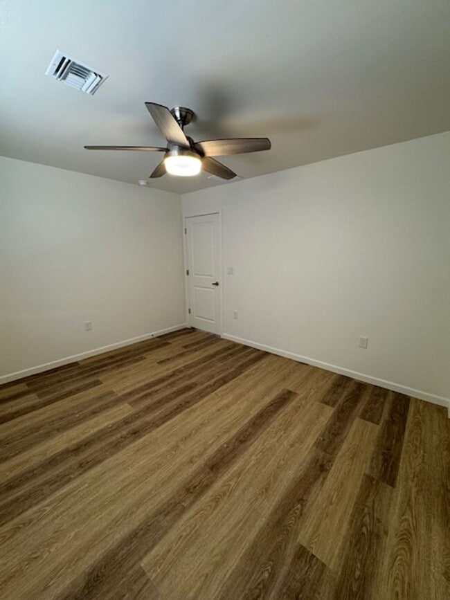 Building Photo - East- NEW BUILD 3 Bedroom rental homes!
