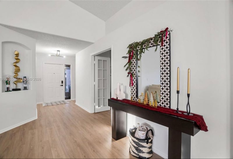 Building Photo - 8165 Pelican Harbour Dr