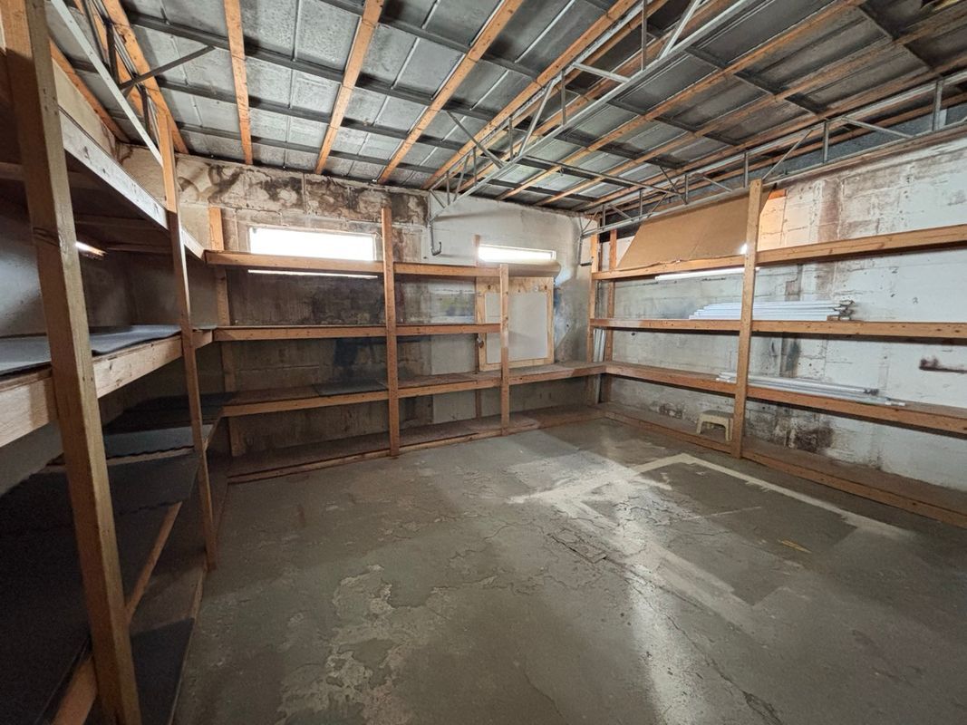 Building Photo - 1221 Court St